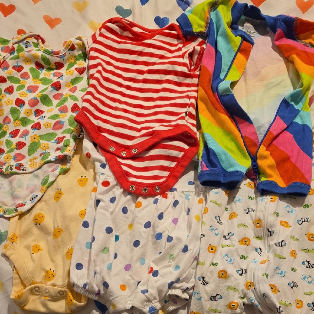 Colorful Newborn 0-3 months clothes lot